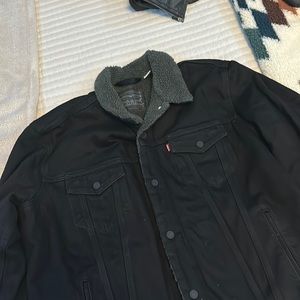 Levi’s Mens Sherpa Trucker Jacket